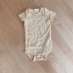 Kyte Baby Onesie in Honey